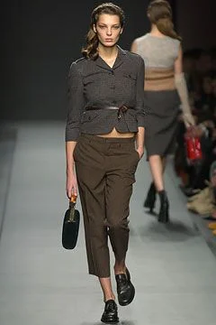Look 10